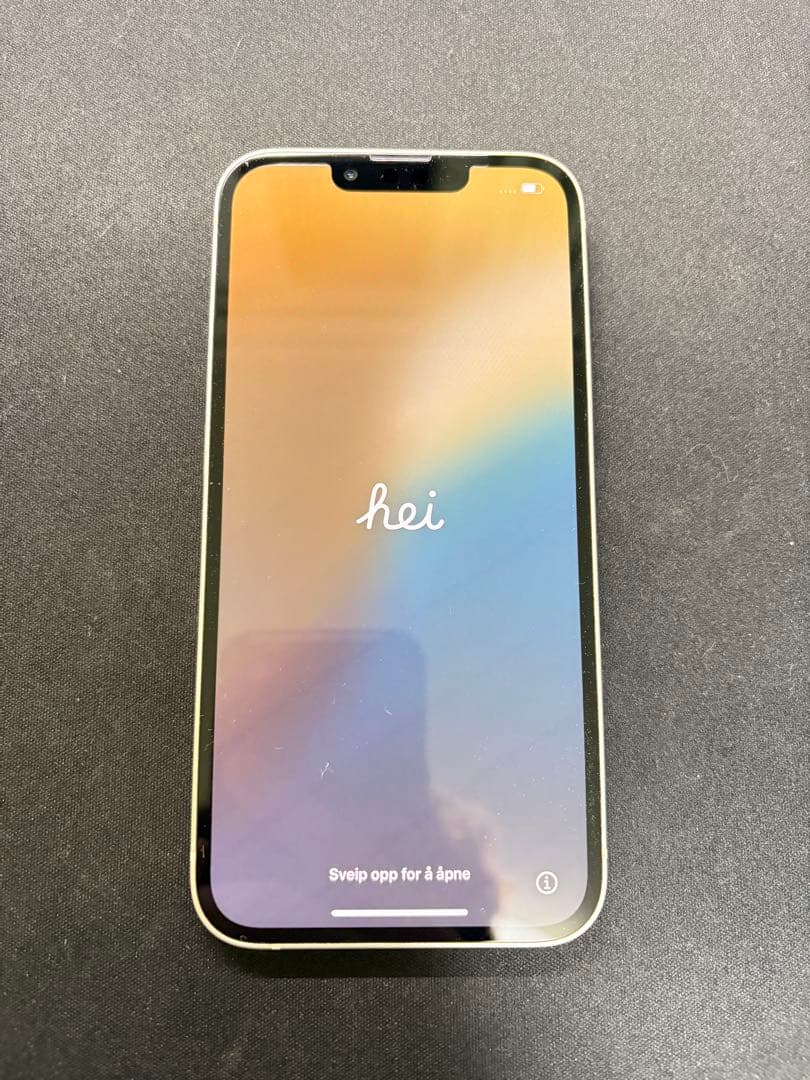 iPhone13 128GB ホワイト