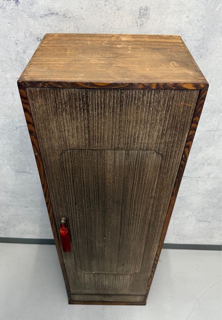 u*9様 70年前の美しい木目のヴィンテージ箪笥（たんす）　三味線用　桐製
