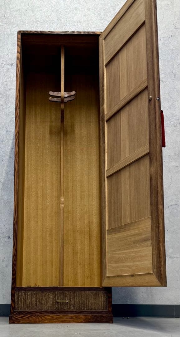 u*9様 70年前の美しい木目のヴィンテージ箪笥（たんす）　三味線用　桐製