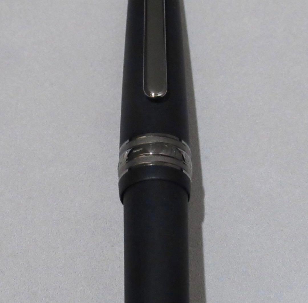 【美品】モンブラン ボールペン ウルトラブラック