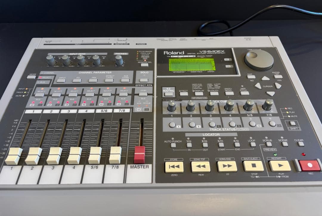 Roland VS-840EX マルチトラックレコーダー