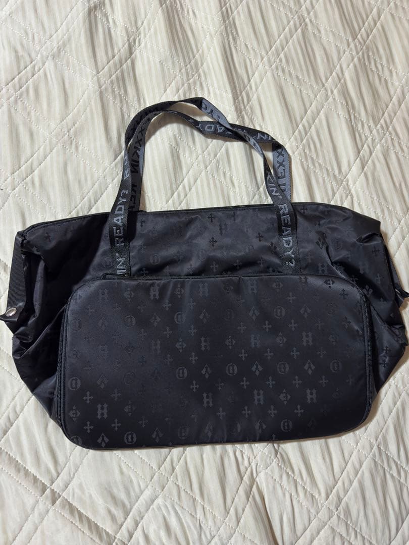 HYDE LIVEガチャ2wayボストンバッグ ロゴ入り