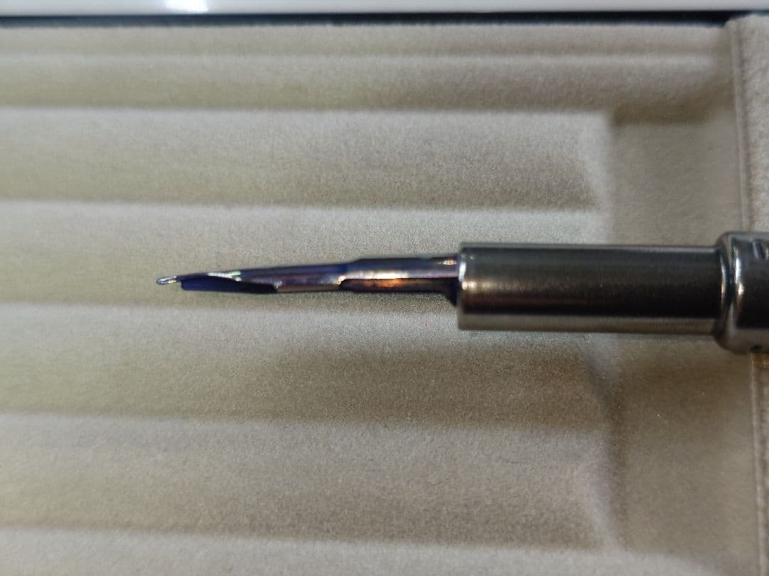 パイロット キャップレスデシモ EF レッド