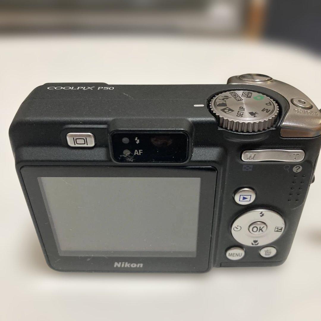 Nikon COOLPIX P50 コンパクトデジタルカメラ