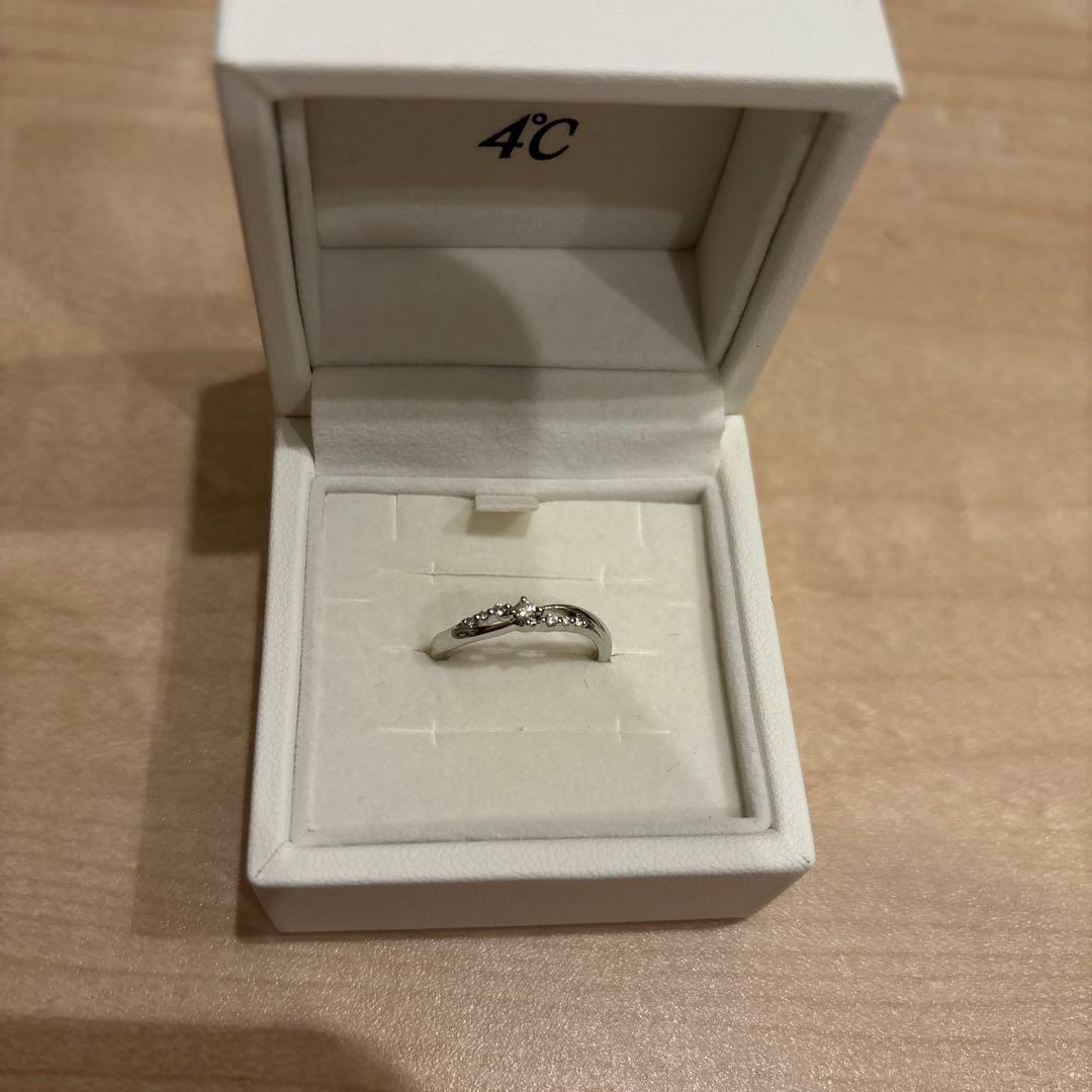 【美品】4℃ ホワイトゴールド ダイヤモンドリング おそらく10号