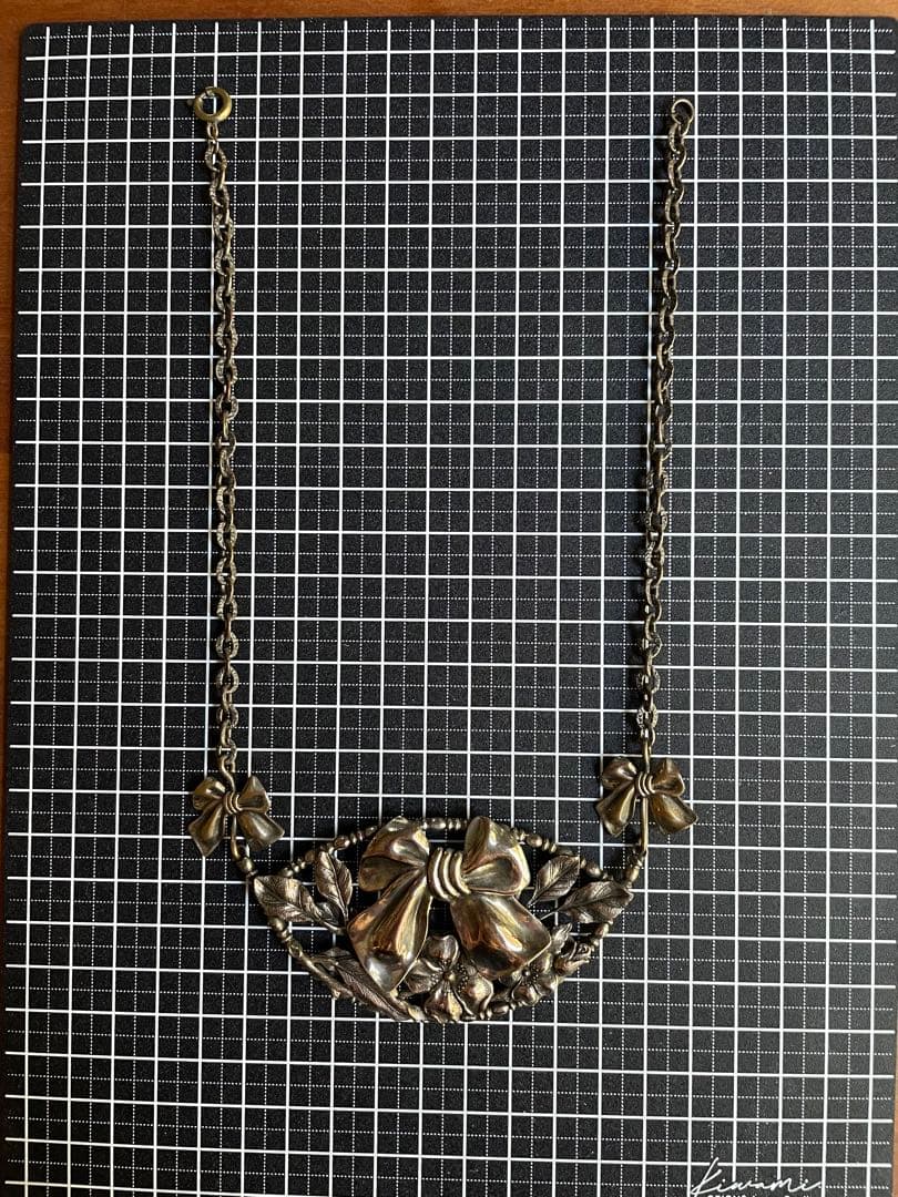 ⬇️アンティーク　ヴィンテージ　⭐︎ リボン　ネックレス