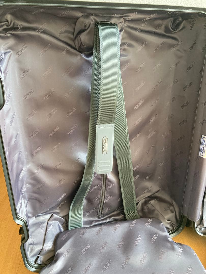 【わたる】リモワ トパーズ ステルス キャビン マルチホイール 34L