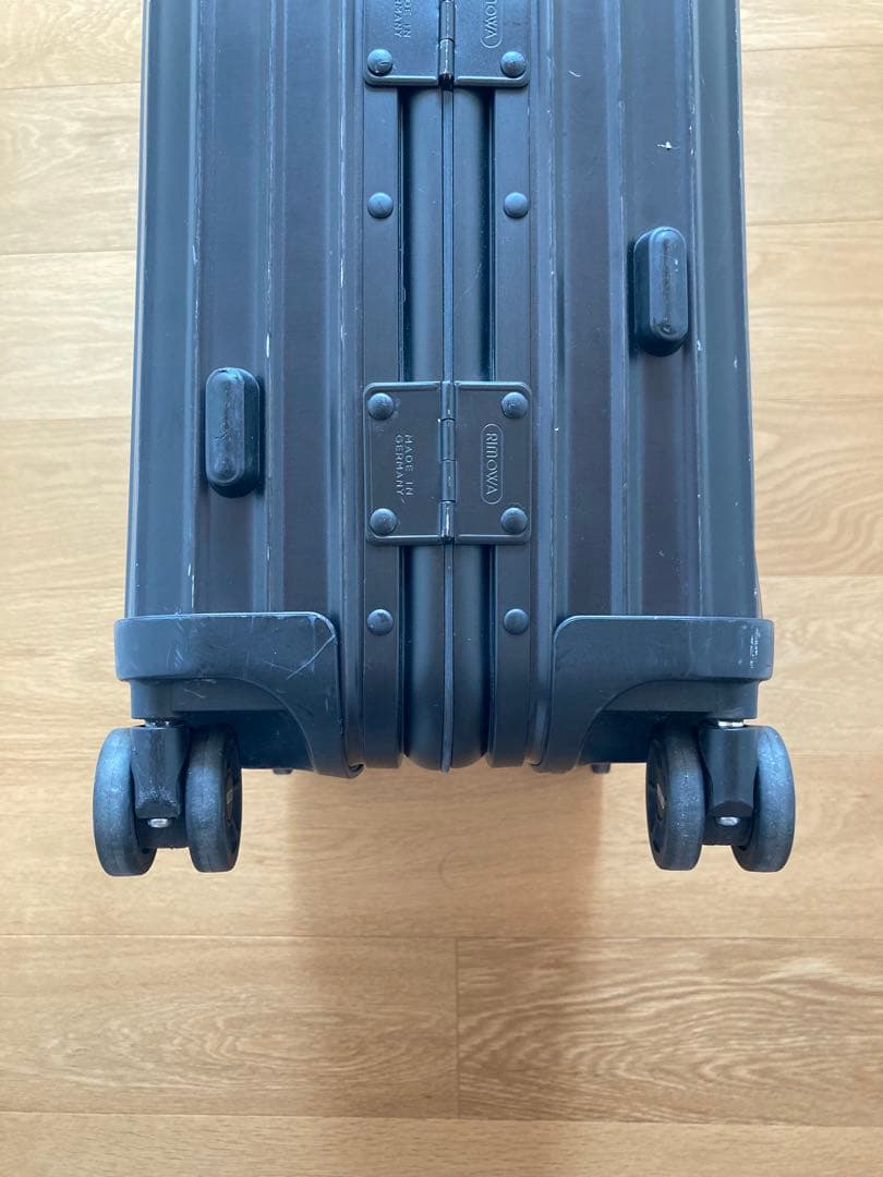 【わたる】リモワ トパーズ ステルス キャビン マルチホイール 34L