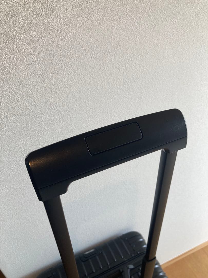 【わたる】リモワ トパーズ ステルス キャビン マルチホイール 34L