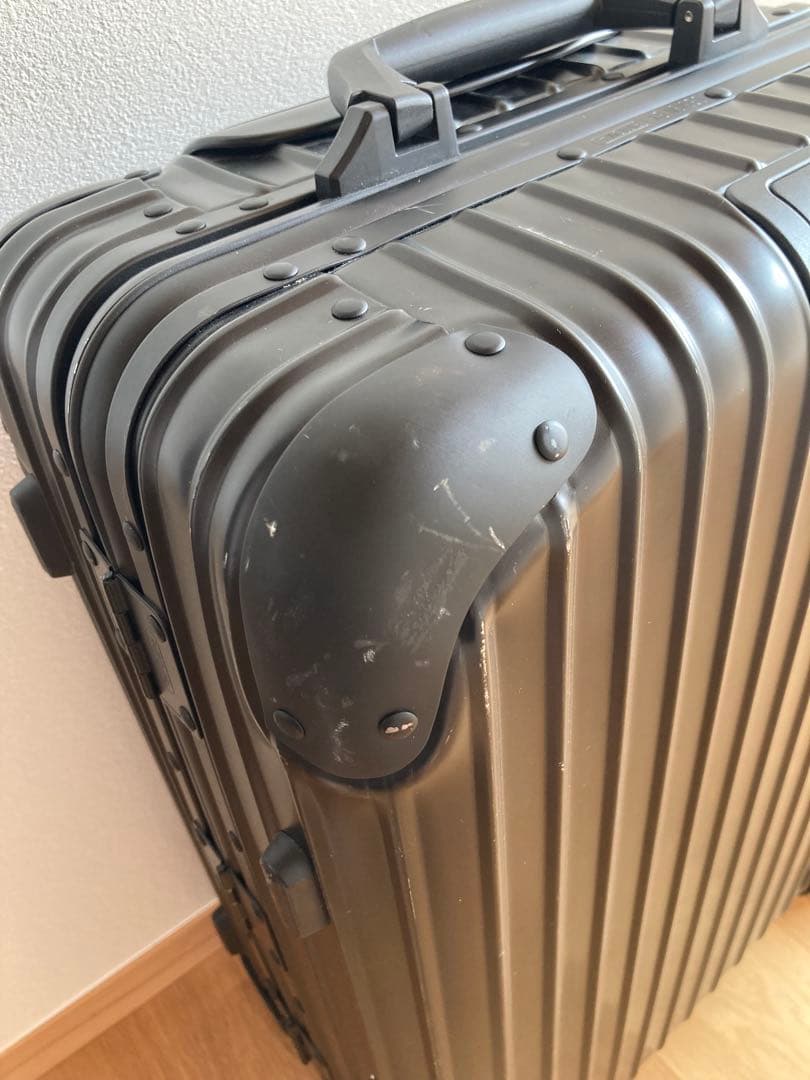 【わたる】リモワ トパーズ ステルス キャビン マルチホイール 34L