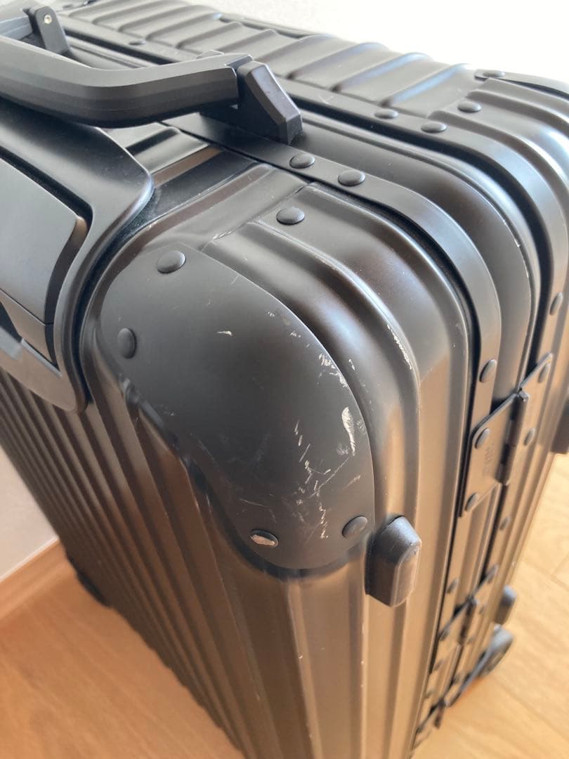 【わたる】リモワ トパーズ ステルス キャビン マルチホイール 34L