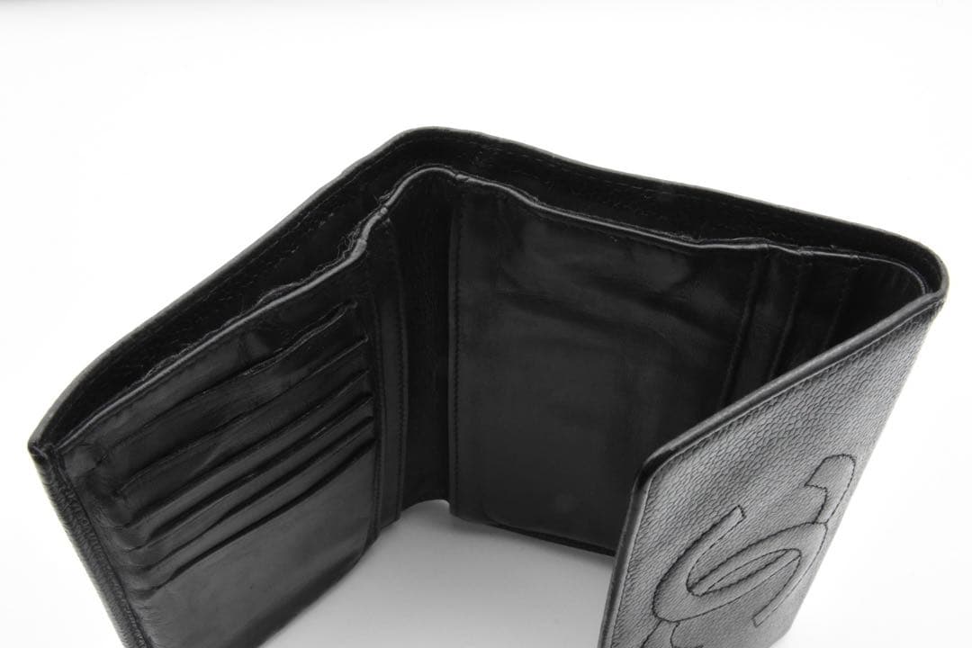 CHANEL ブラックレザー 三つ折り財布　キャビアスキンココマーク