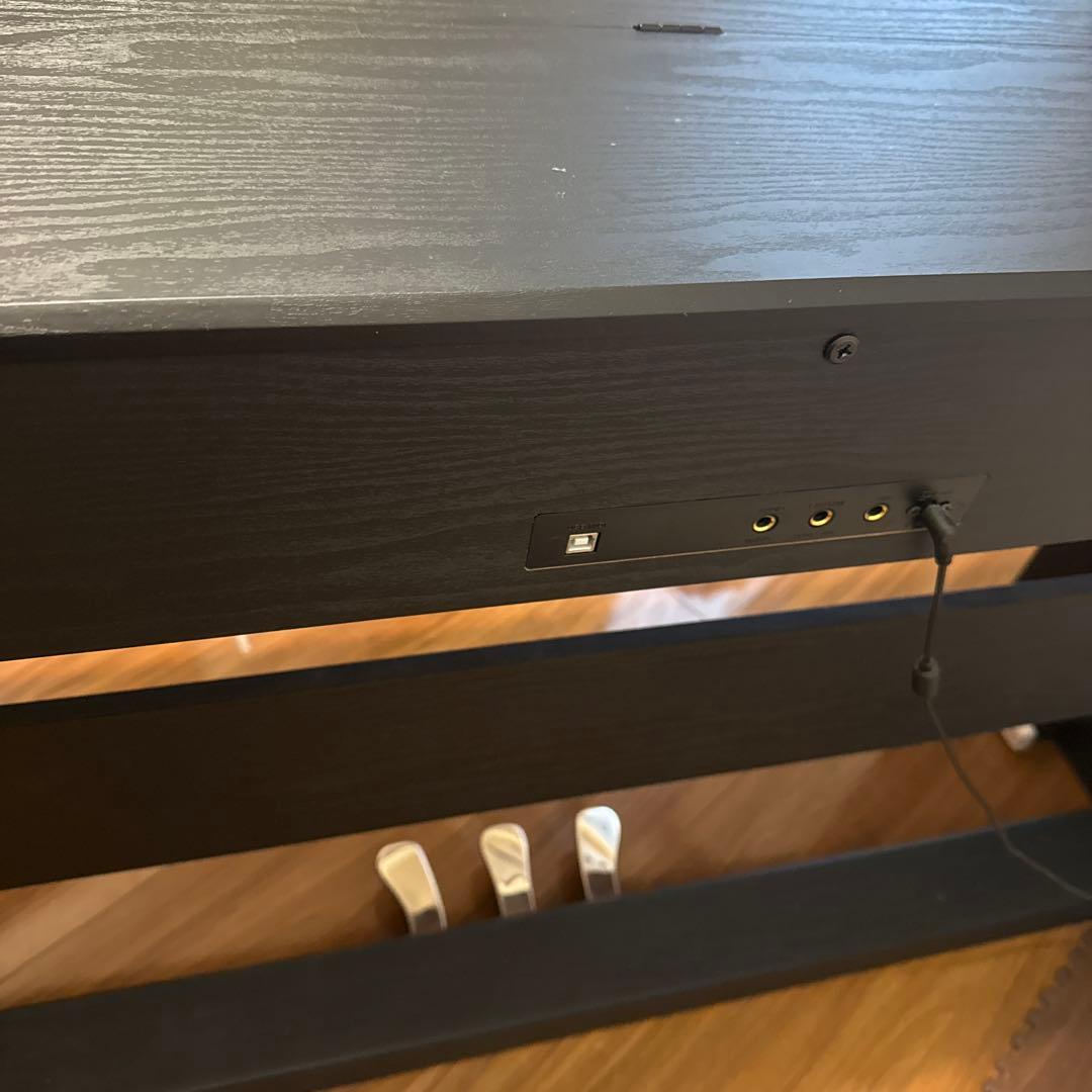 電子ピアノ carina カリーナ　88鍵盤　ピアノ　黒　ブラック