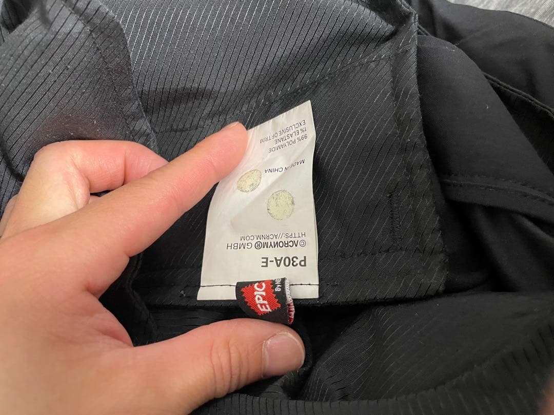 acronym アクロニウム P30A-E サイズS