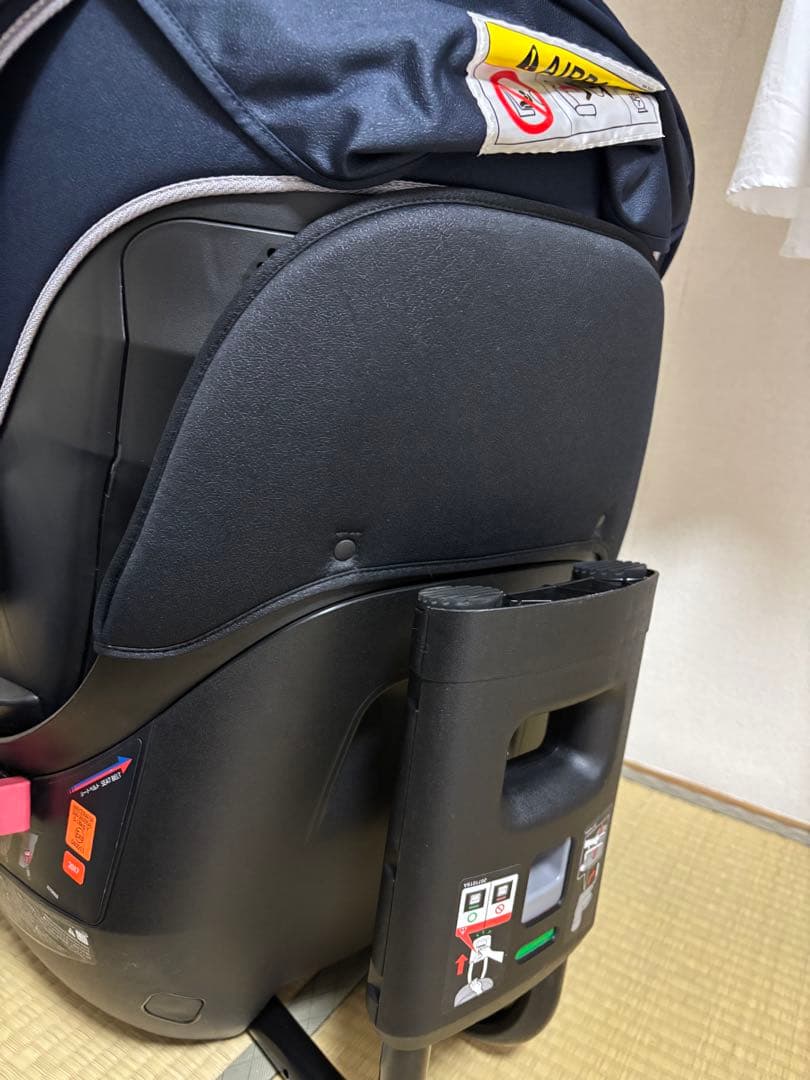 エールベベ クルット 4Sグランス 新生児 回転式 シートベルト