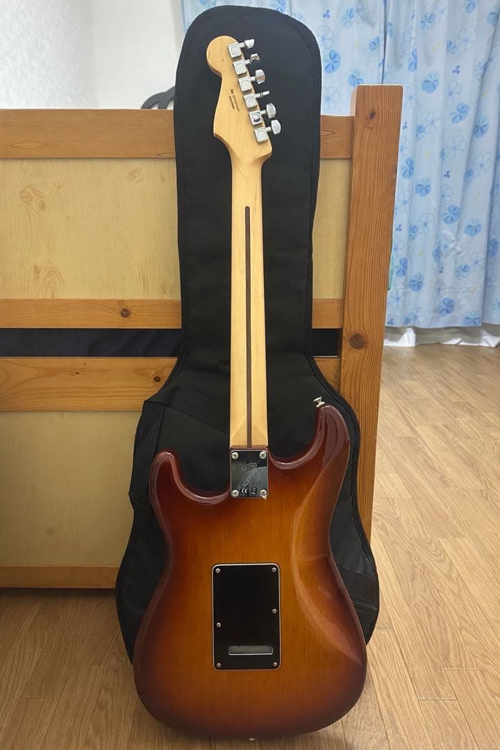 Fender Mexicoサンバースト シングルコイル