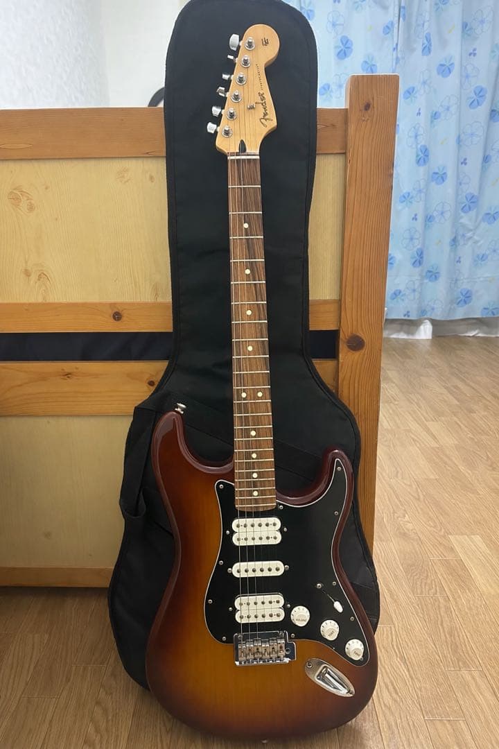 Fender Mexicoサンバースト シングルコイル