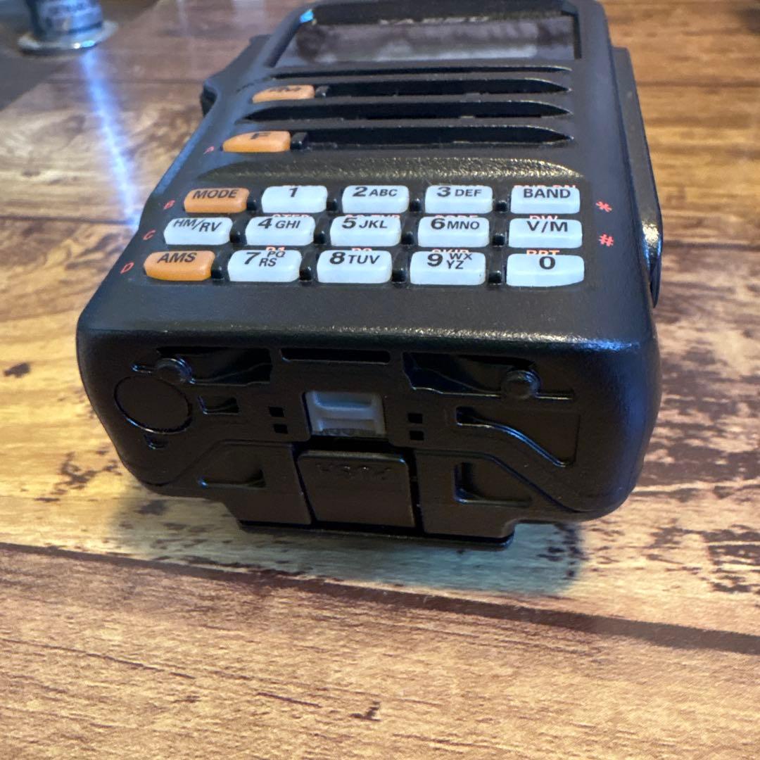 YAESU FT-70D デジタル受信機（中古品）