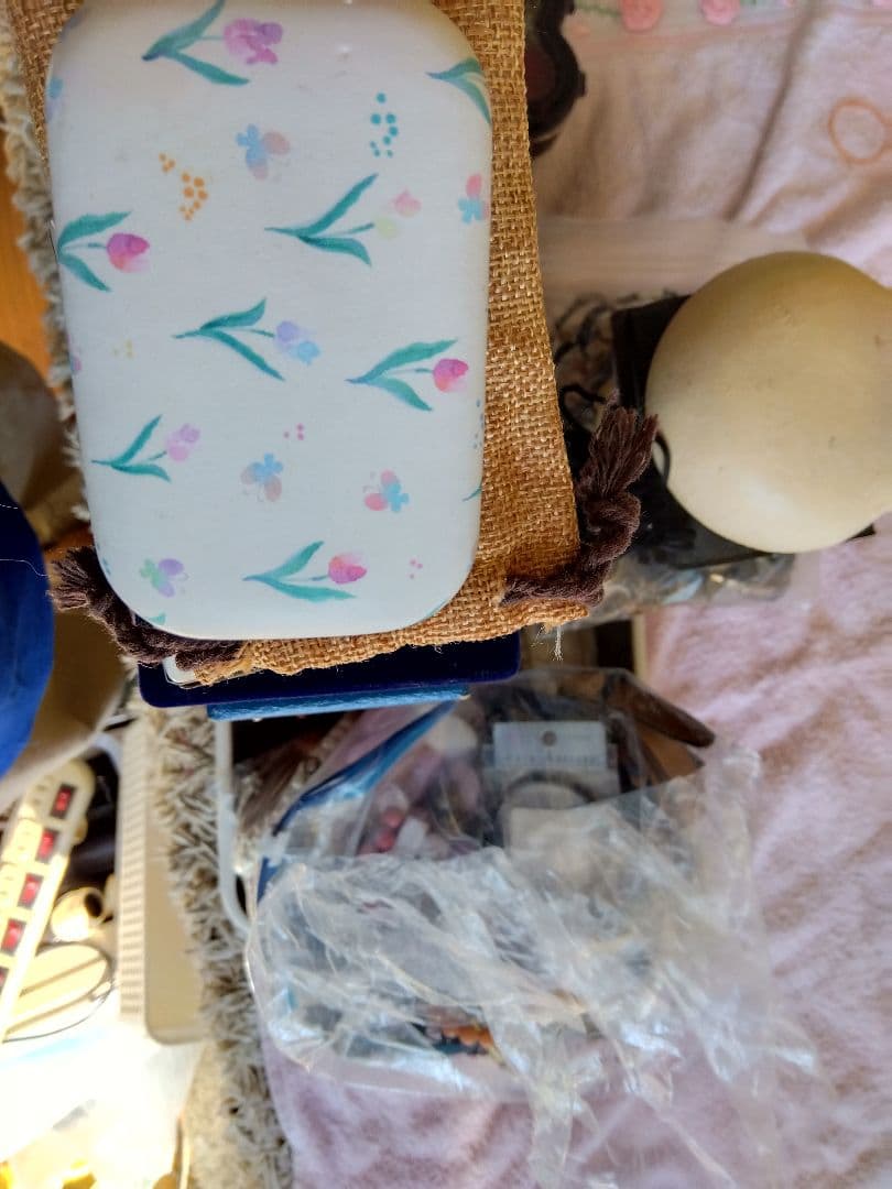 アクセサリー　まとめ売り 約４Kg 以上ジャンク品