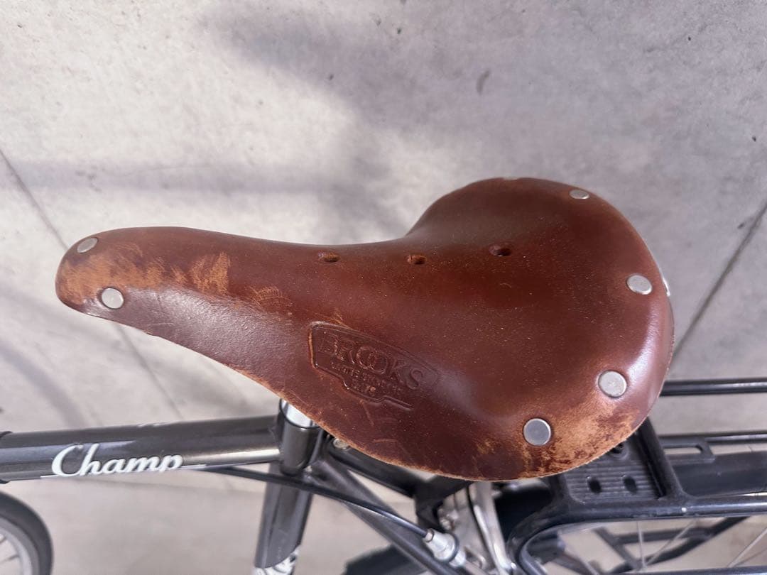 ピスト　HOW I ROLL CHAMP XSサイズ