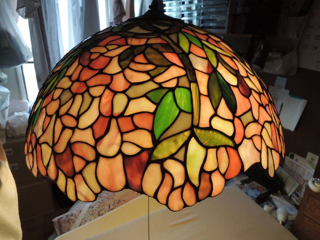 ステンドグラス ペンダントライト ピンク系 草花 サクラ模様 特大サイズ53cm