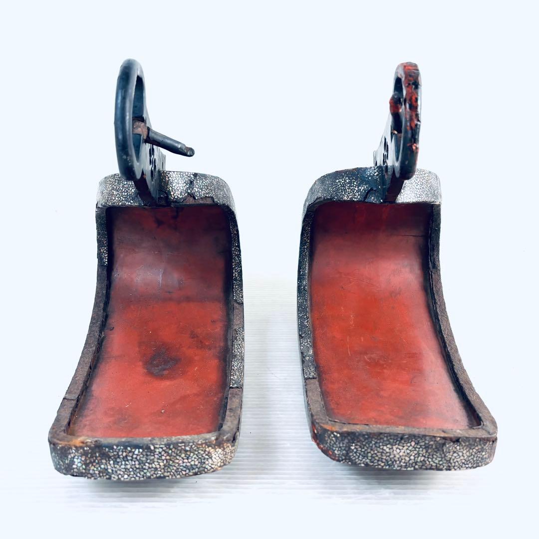 【希少品】鎧　あぶみ　馬具　武具　江戸時代　螺鈿　家紋　古鉄地　古美術　時代物