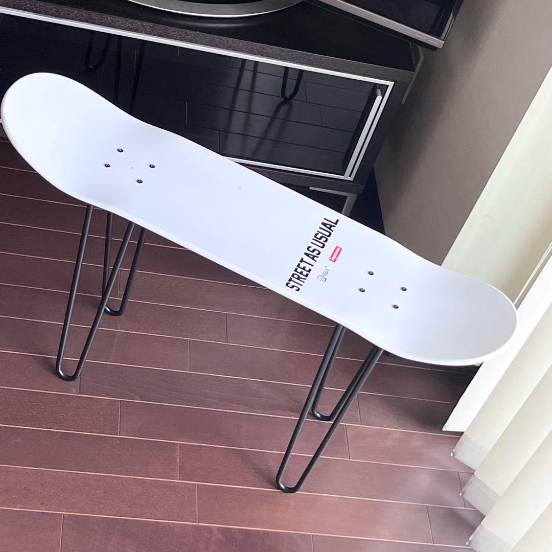 Supreme / WTAPS Sic'em! Skateboard スツール