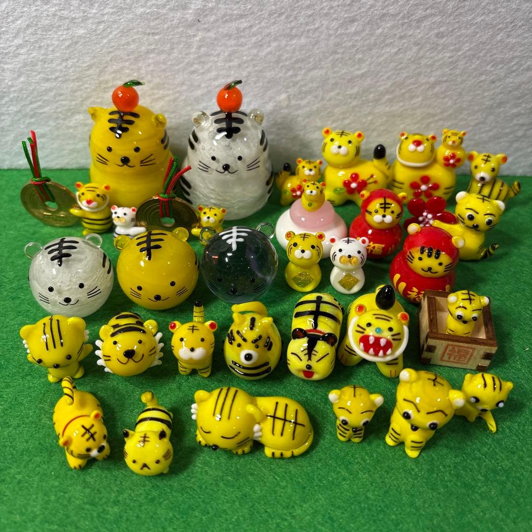 トラ　ガラス細工　ミニチュア