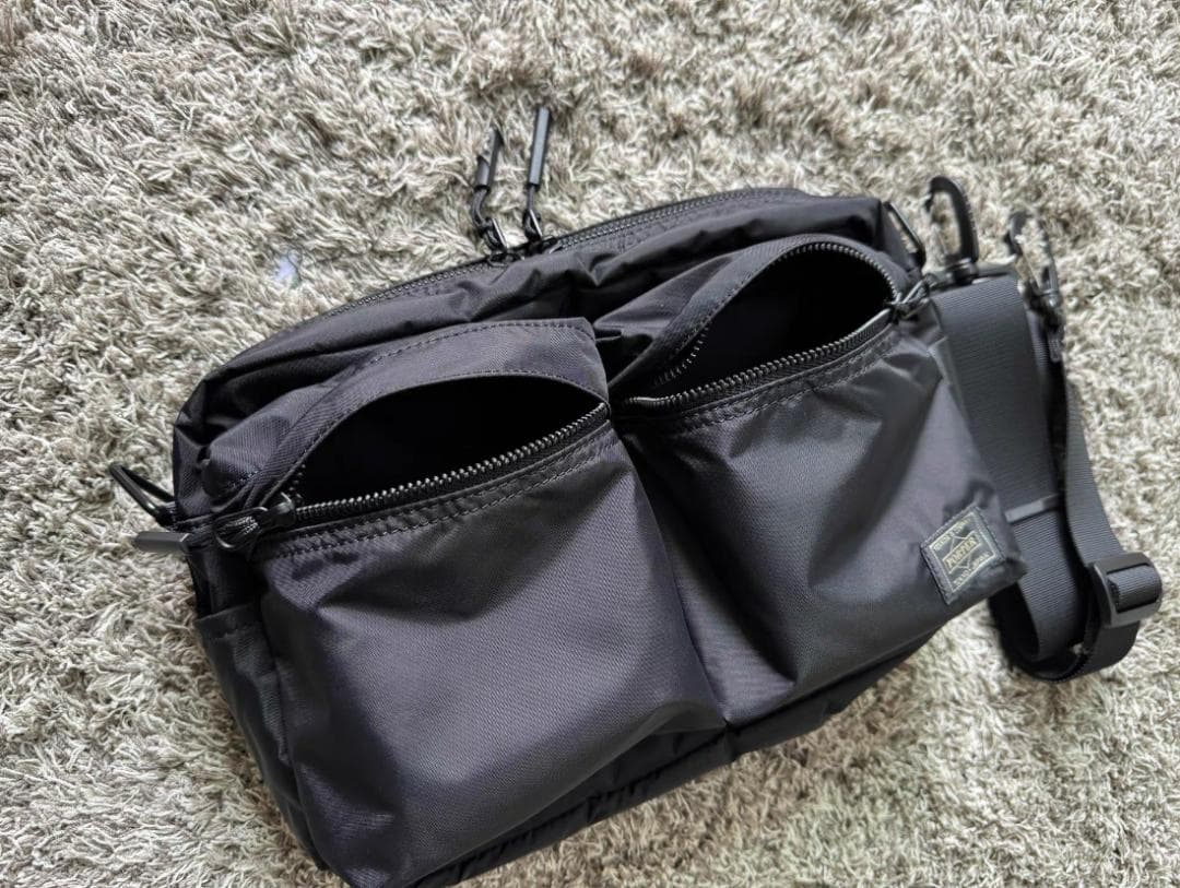 PORTERポータータンカーカメラバッグ