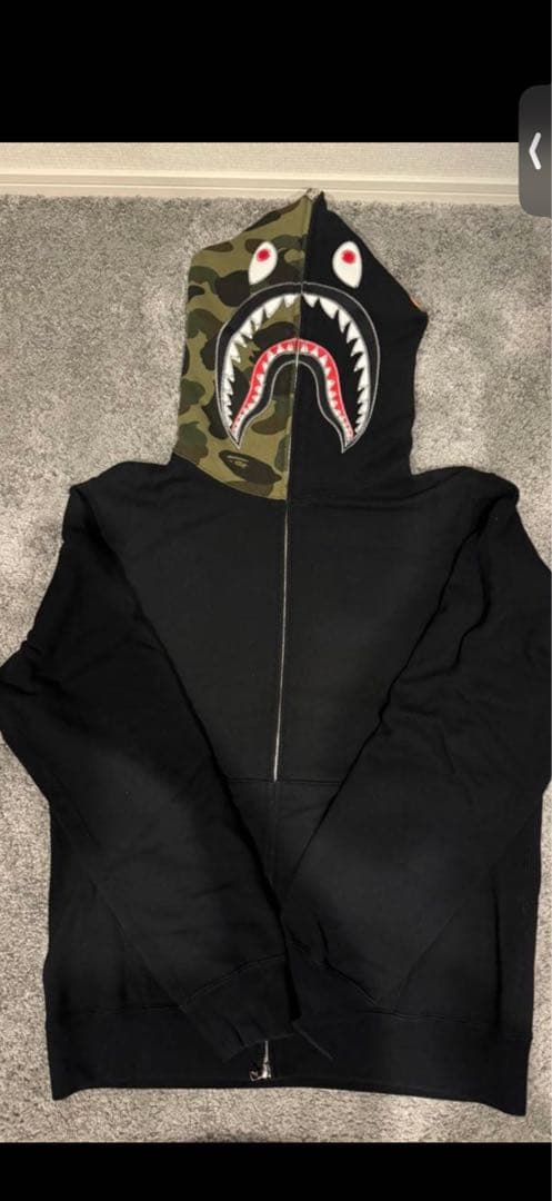 A Bathing Ape sharkパーカー