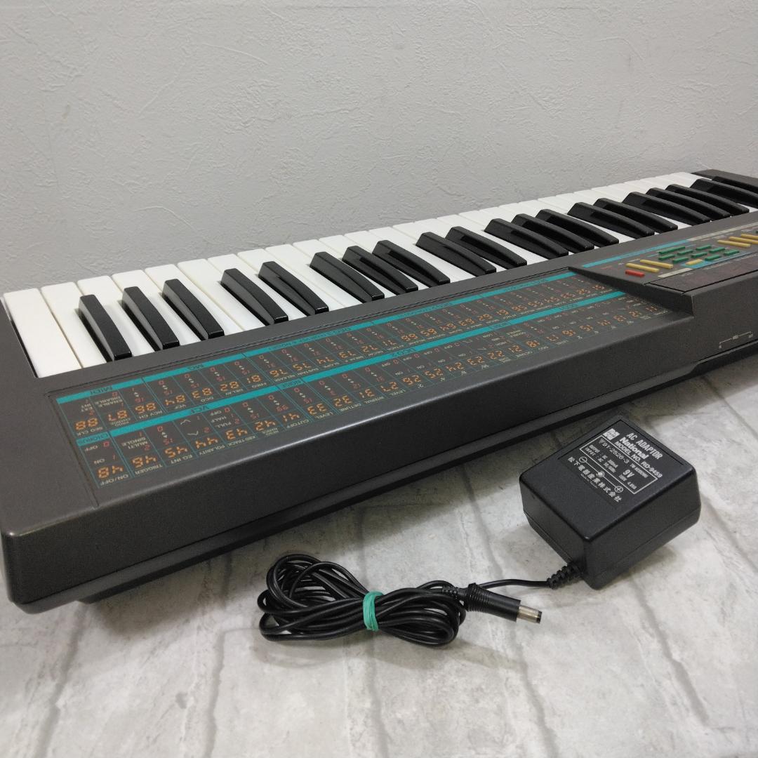 ジャンク KORG POLY-800 シンセサイザー 中古現状品