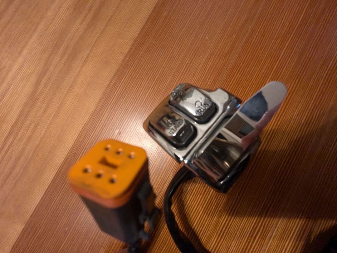 ハーレースイッチハウジング