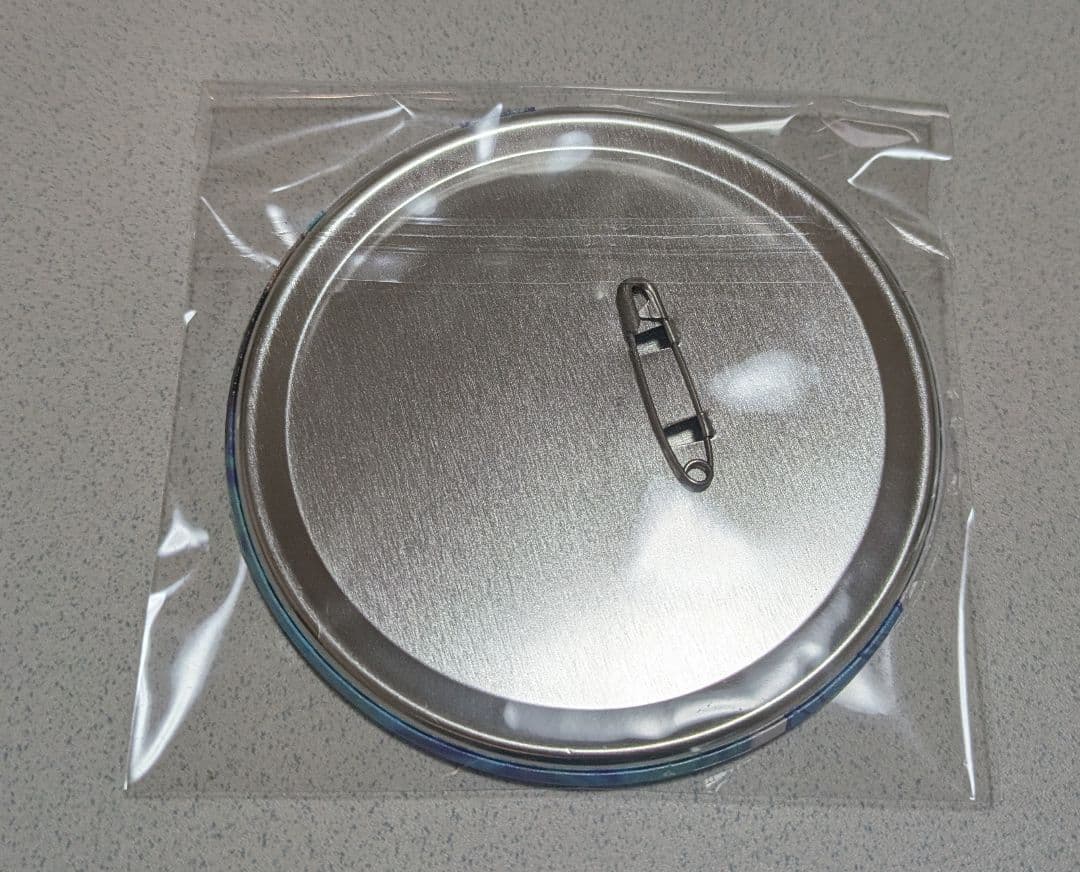 呪術廻戦 五条悟 セガラッキーくじ 缶バッジ