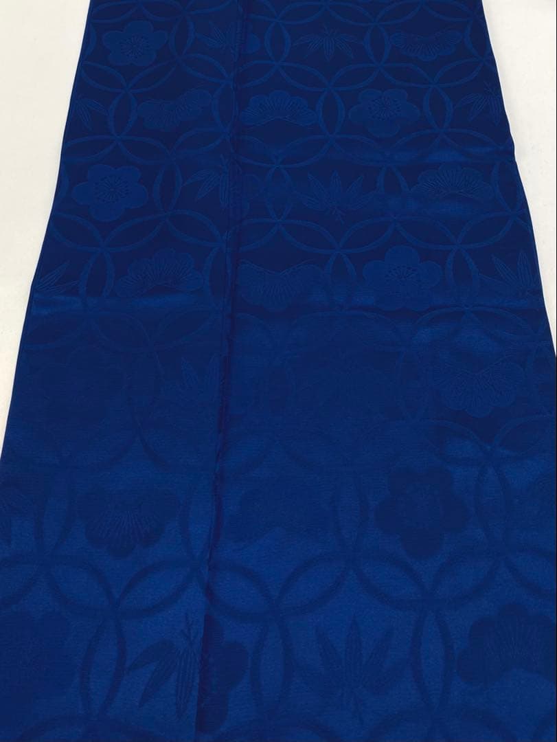 無地振袖 七宝つなぎ 紋意匠 シンプル 青系 身丈167cm 撥水加工済み