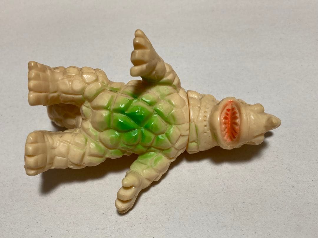 ゴルパゴス ブルマァク ミニサイズ 約10センチ ウルトラマン