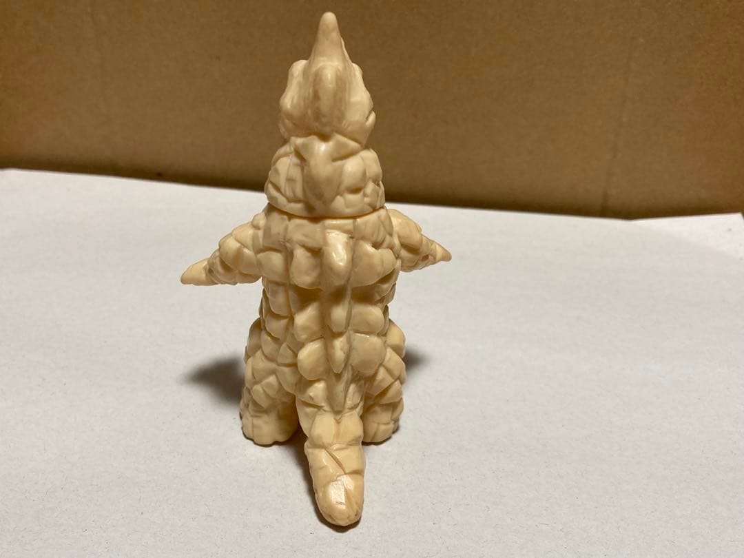 ゴルパゴス ブルマァク ミニサイズ 約10センチ ウルトラマン