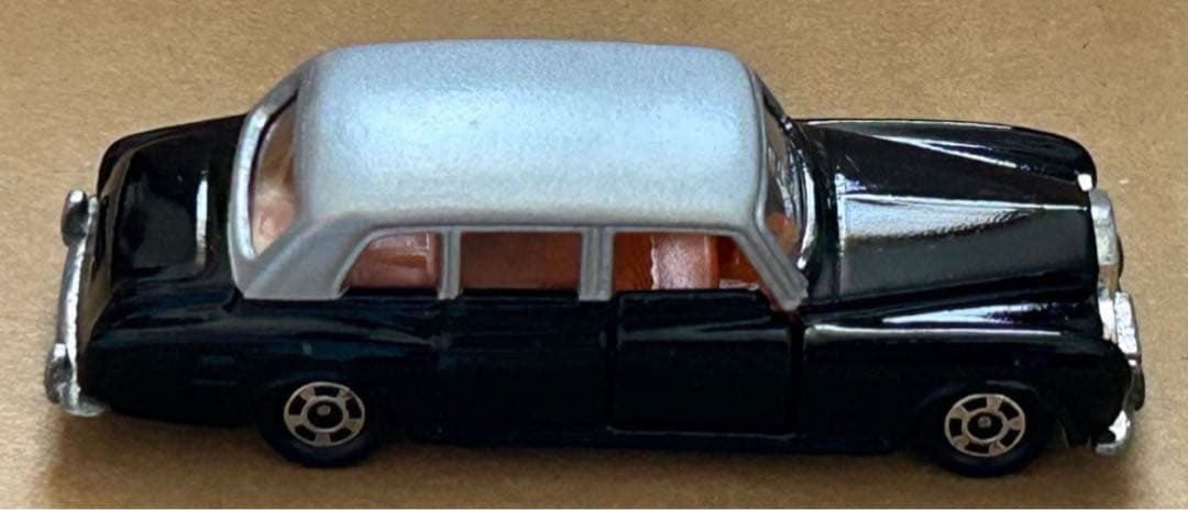 トミカ ロールスロイス ファンタムⅥ イギリスセット