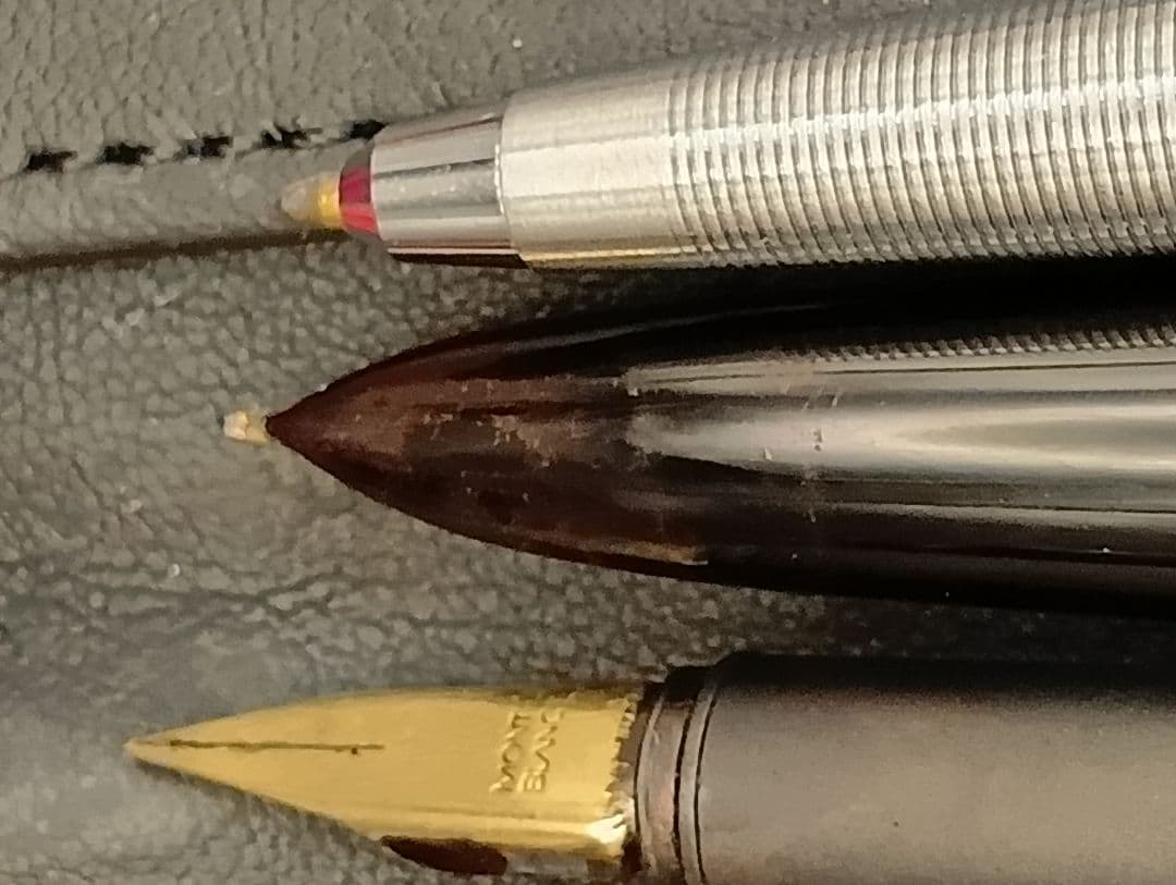 o*f様 SAILOR 万年筆 ケース 赤　ペン先14k含む　万年筆　ボールペン