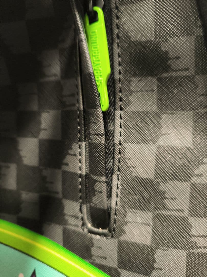 LA買い付け商品スプレーグラウンドバックパック