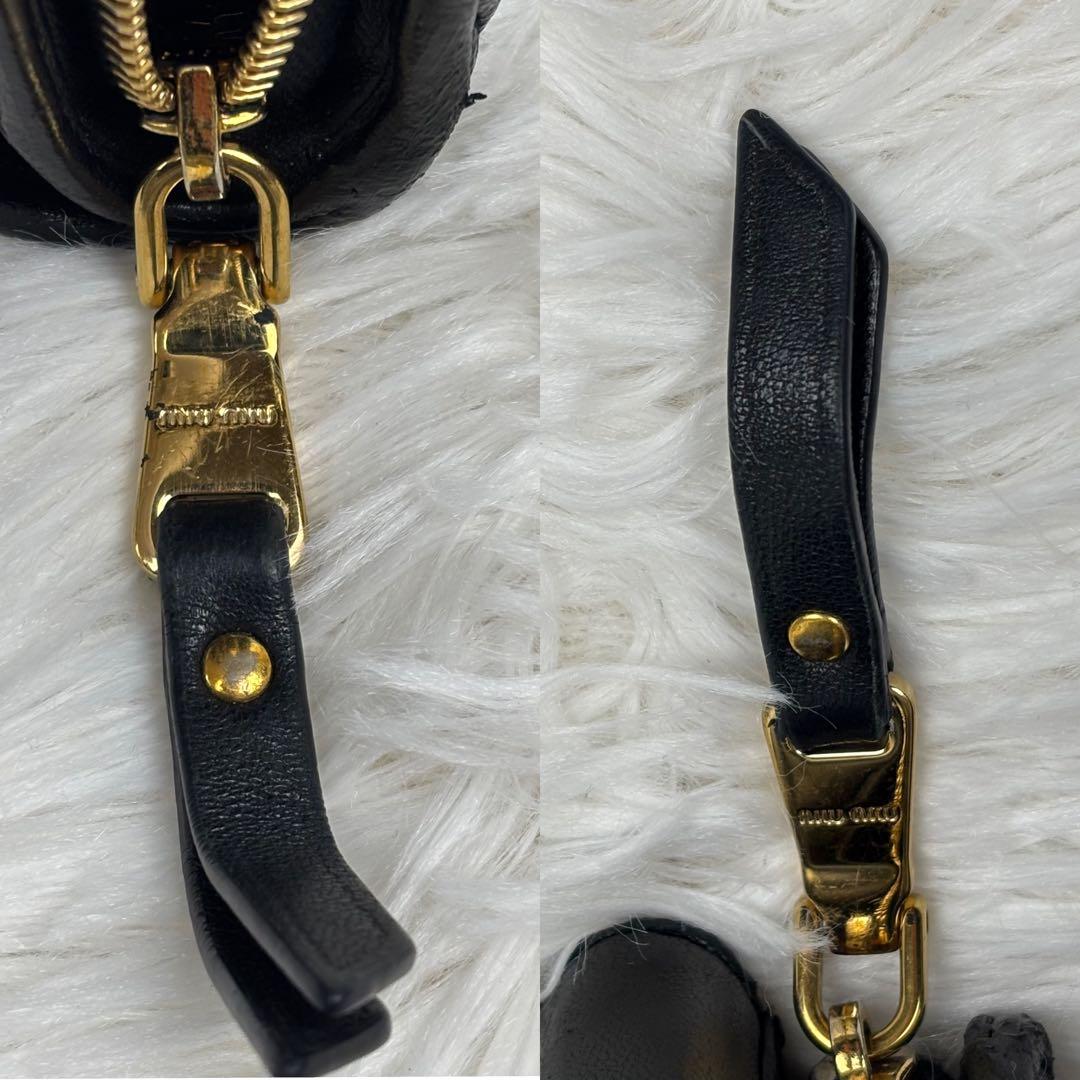 ミュウミュウ　マテラッセ　L字ファスナー　コンパクトウォレット　ブラック　金ロゴ