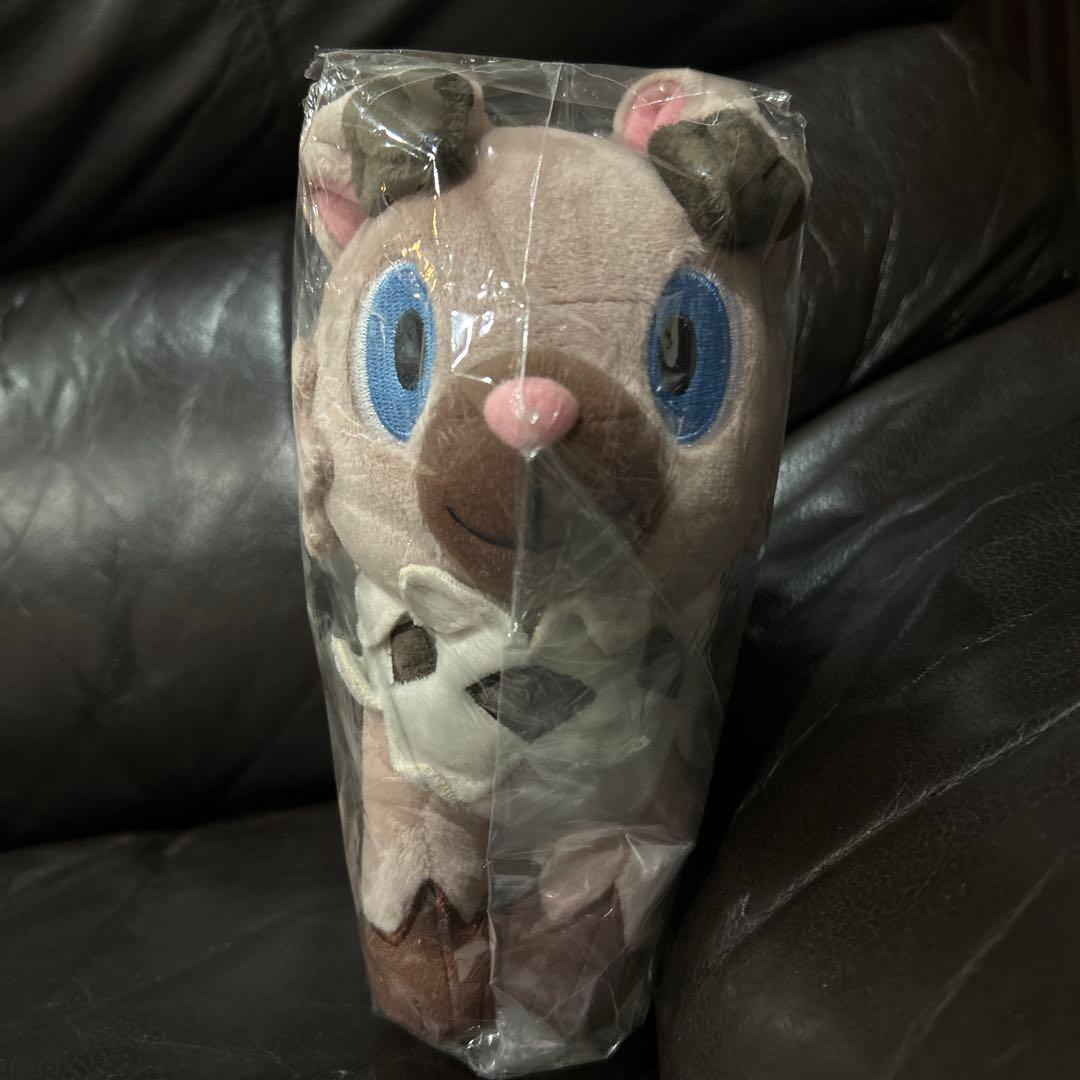 ふわっふわっのてざわり　ポケモンぬいぐるみ　イワンコ　タカラトミー　ポケセン