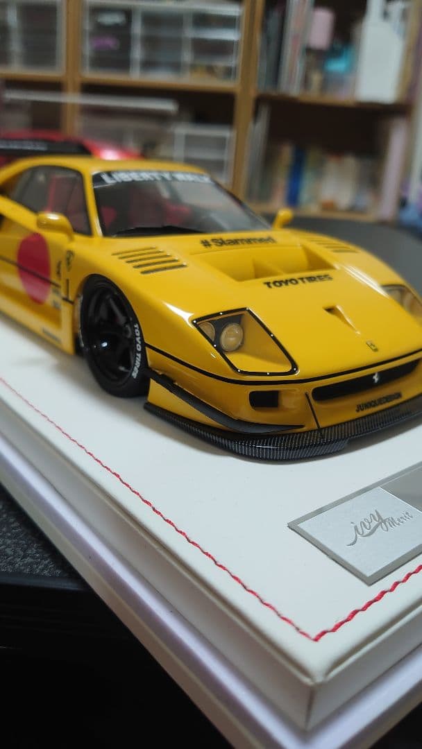 最終値下げリバティーウォークF40 IVYmodel 1/18