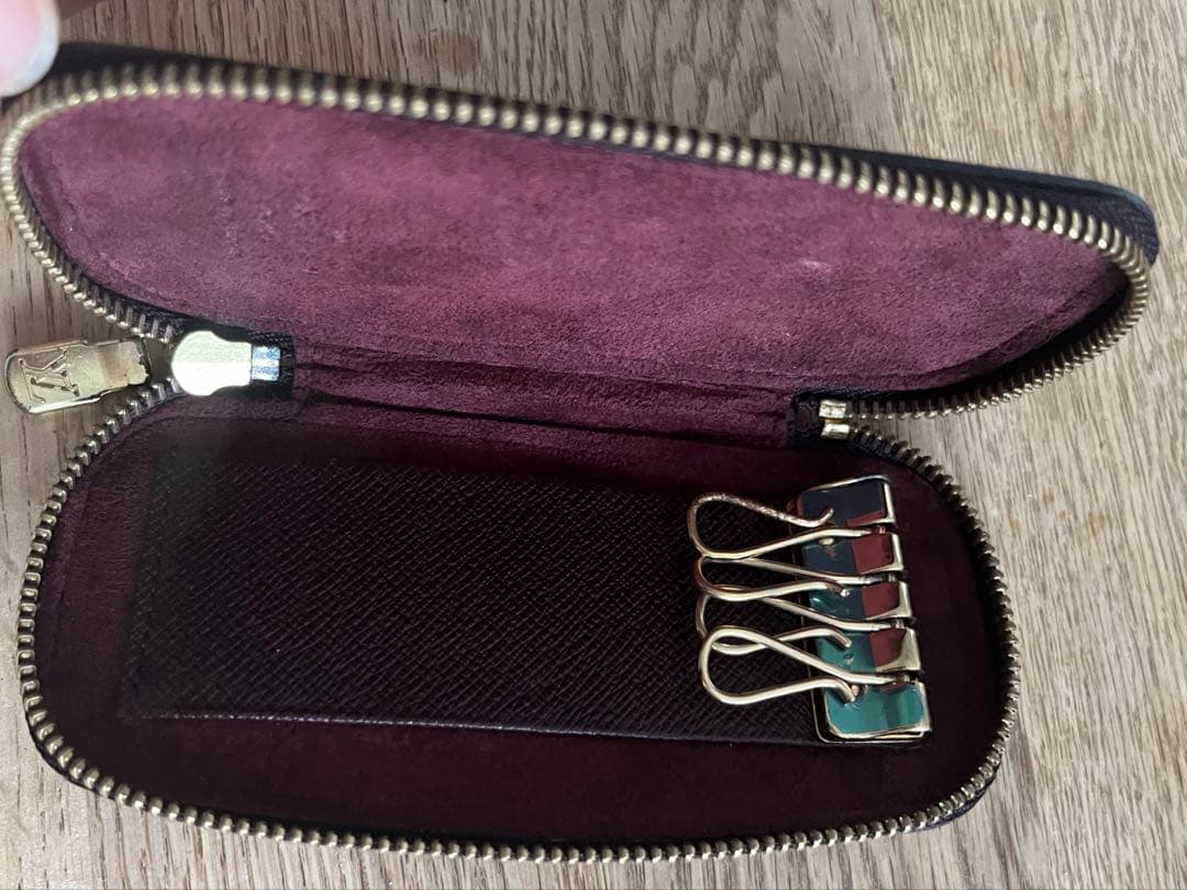 Louis Vuitton ルイヴィトン　タイガ　ダークブラウン 4連キーケース