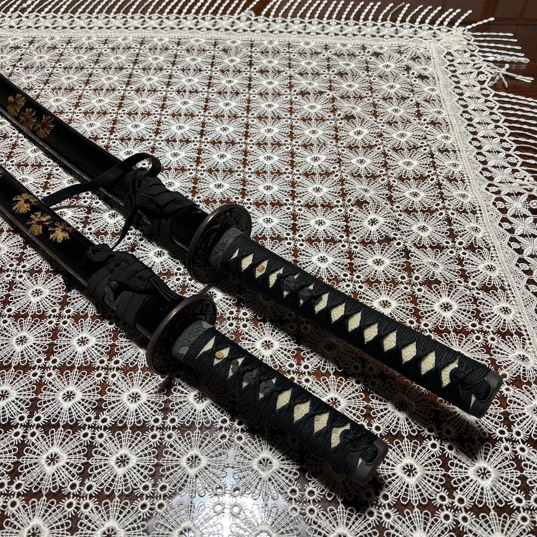 装飾刀　日本刀　武具　2本　飾り台付き　骨董品