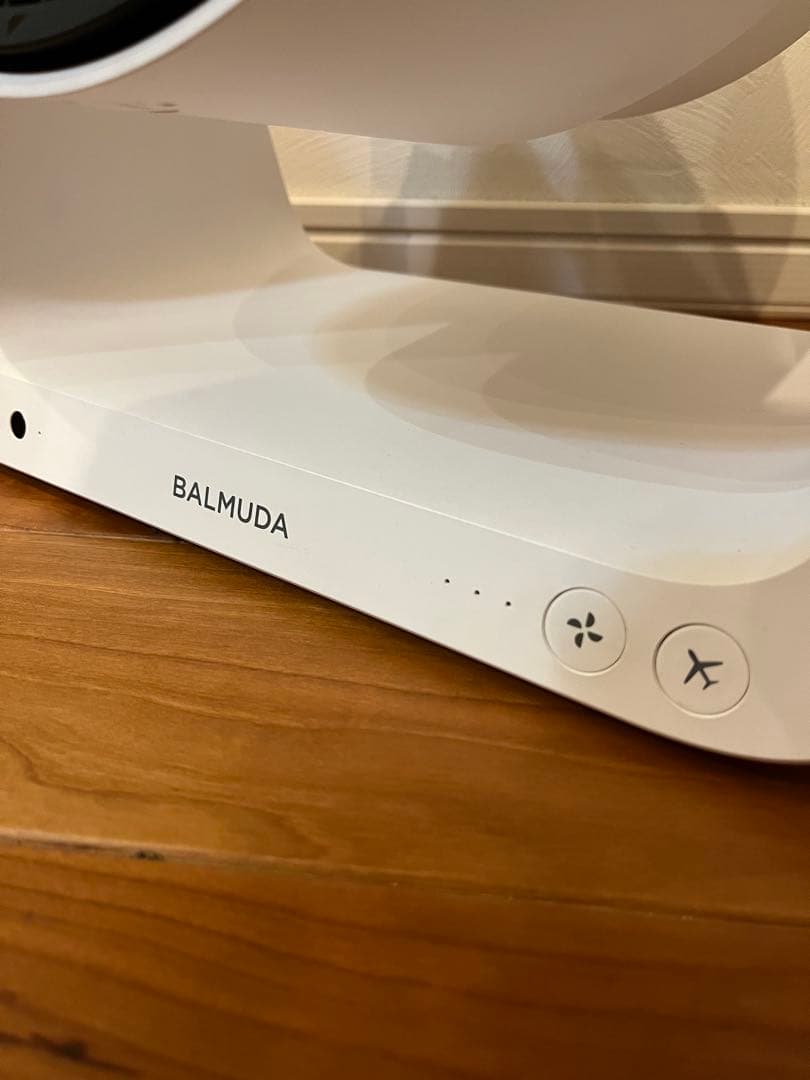 バルミューダ　サーキュレーター GreenFan C2