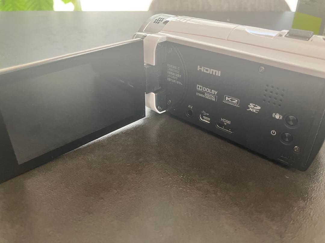 ケンウッド ハイビジョンメモリームービー Everio GZ-E565-W