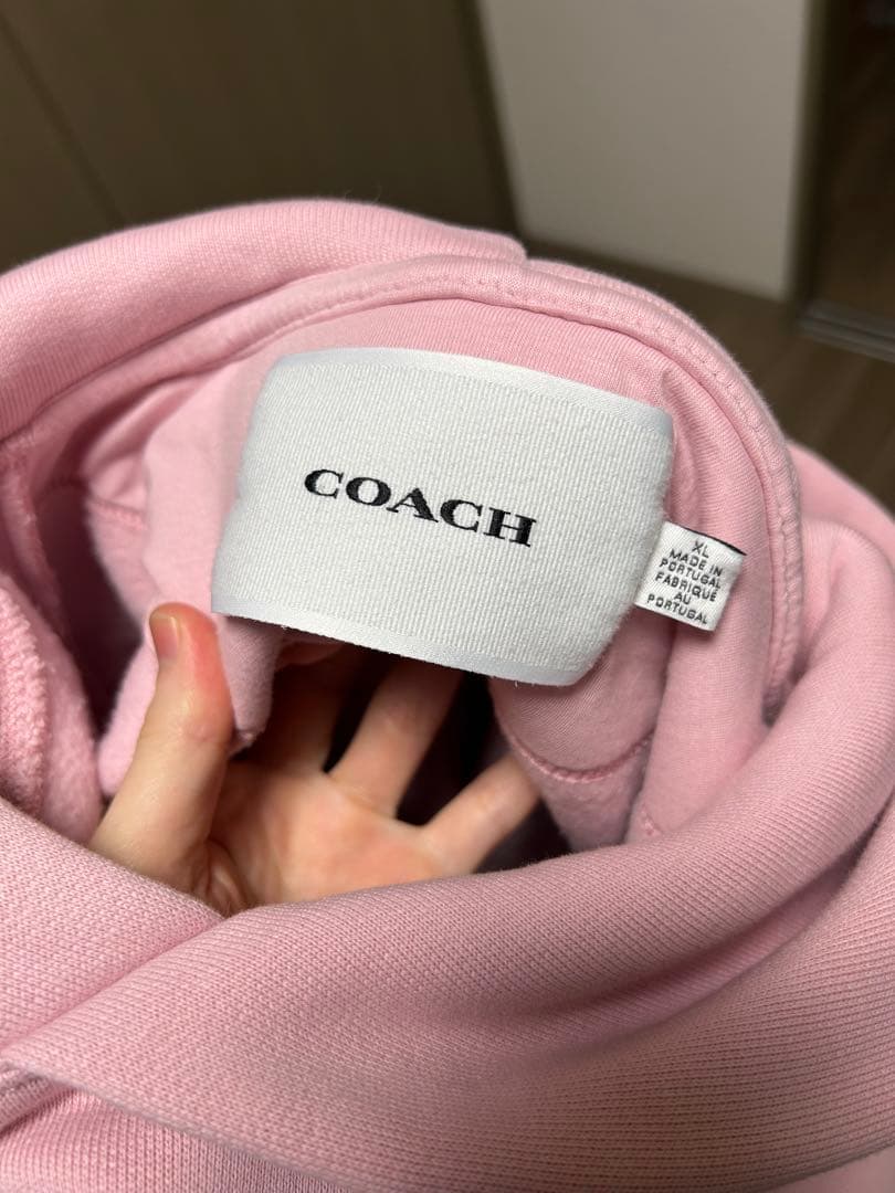 COACH オーバーサイズド シグネチャー ピンク パーカー　ユニセックス XL