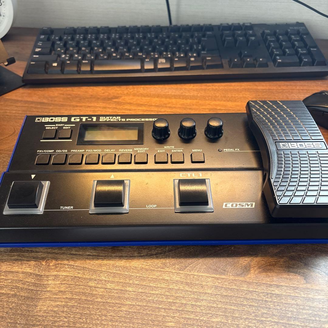 美品　BOSS GT-1 ギター マルチエフェクター　動作良好
