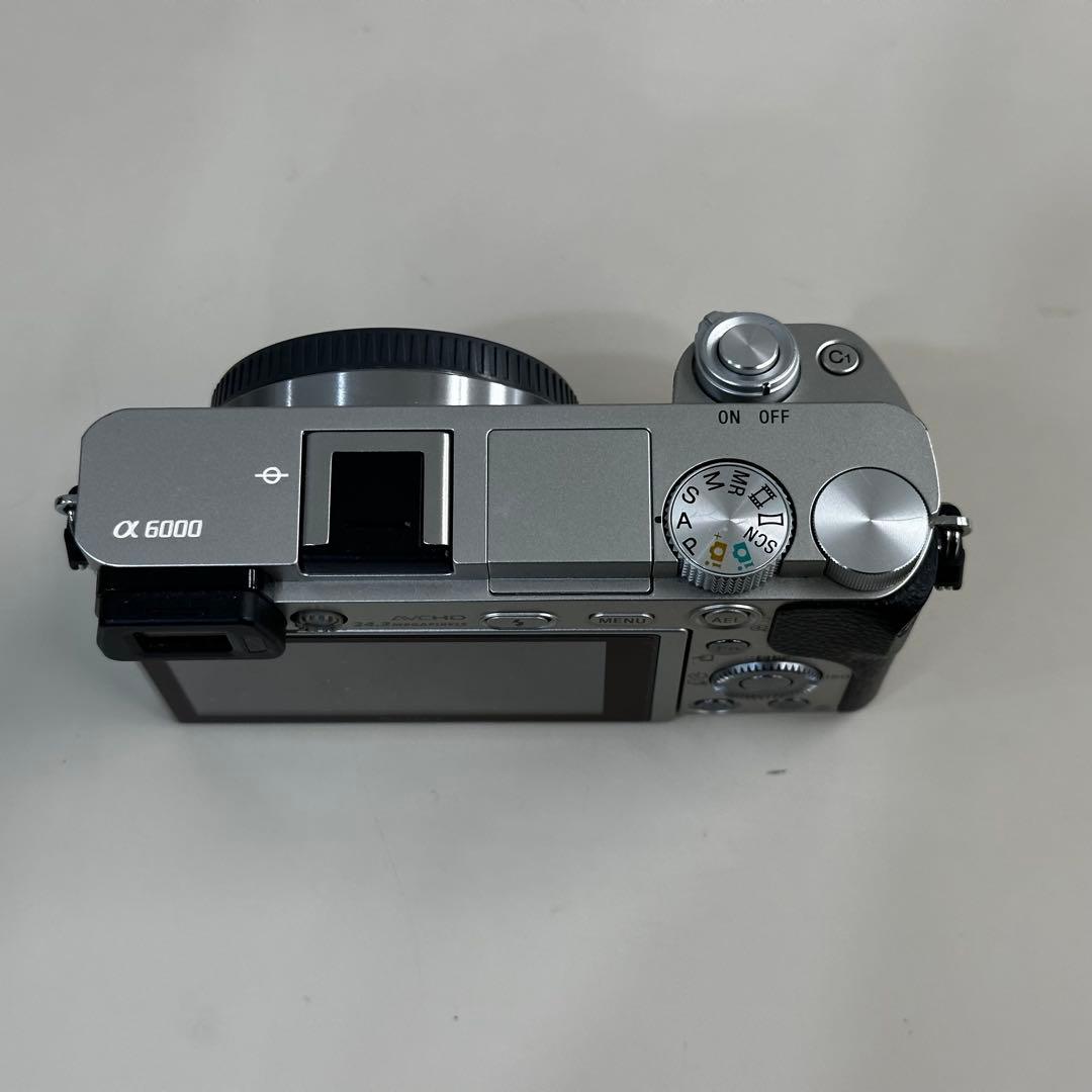 SONY α6000 ミラーレスカメラ 本体のみ