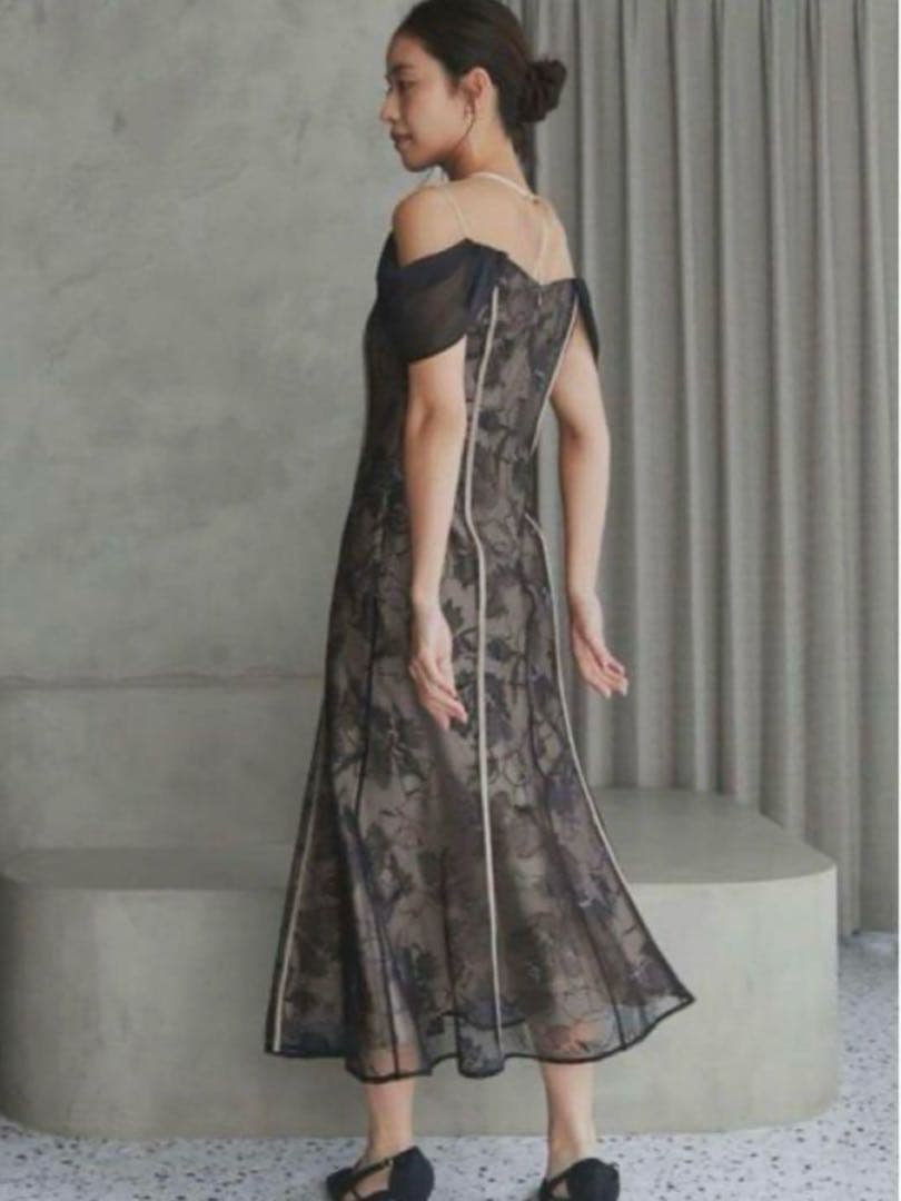 新品 LAGUNAMOON オフショル ワンピース 結婚式 ドレス ラグナムーン